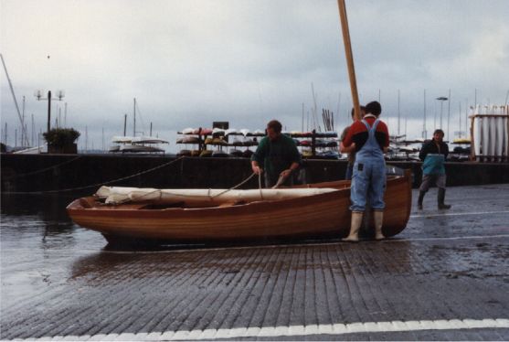 Abers Kerinou, preparation du bateau au Moulin Blanc a Brest